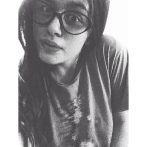 Meet your Posher, Lorena